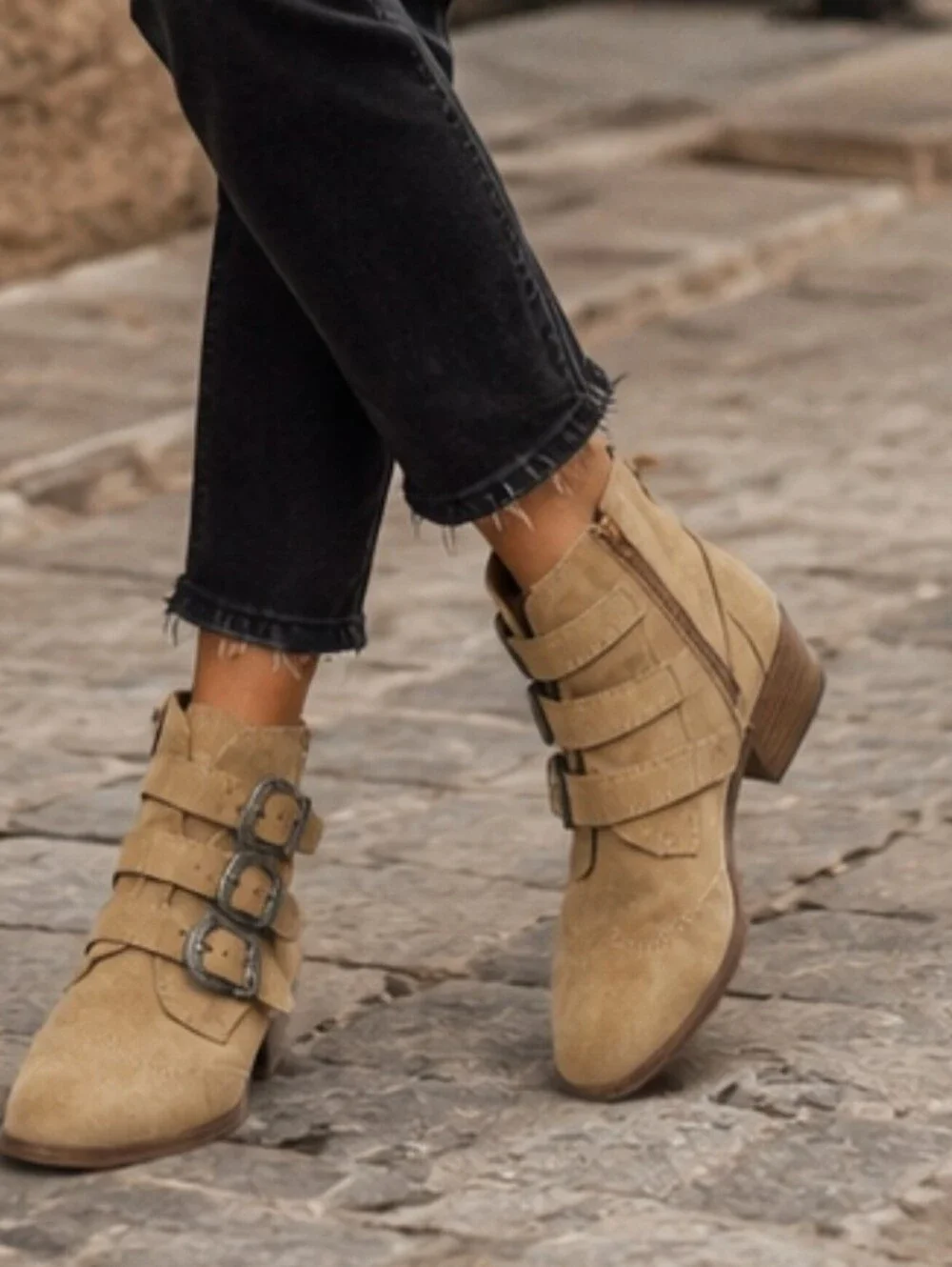 SO Tan Faux Suede Triple Buckle Western Ankle Boots Size 7.5